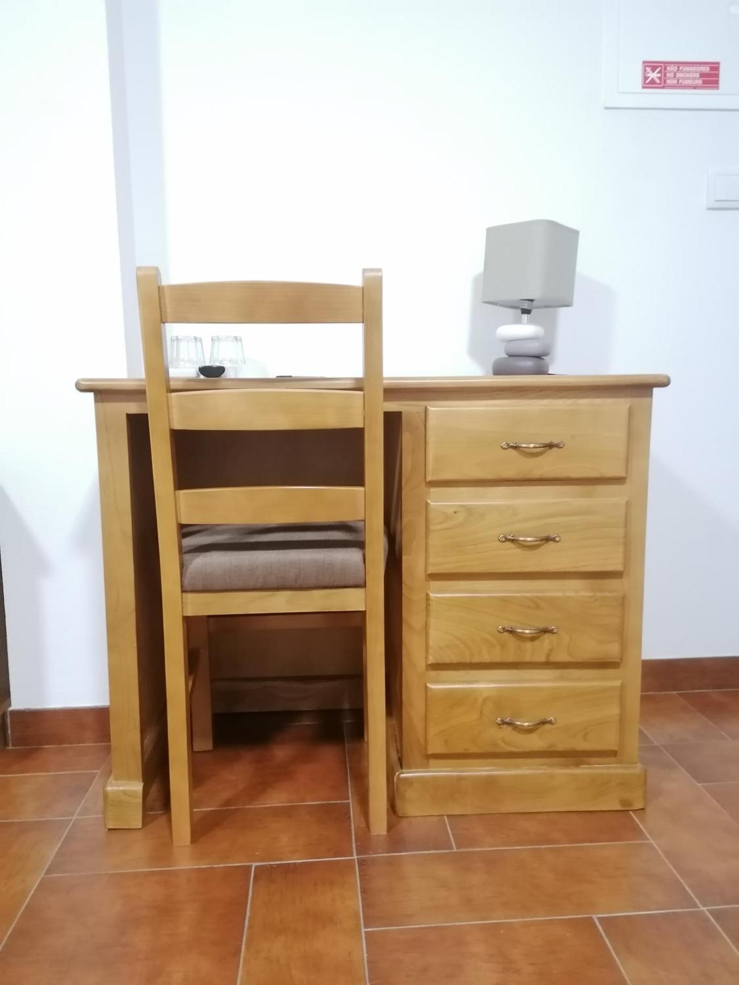 Hostel Encostas Do Douro *